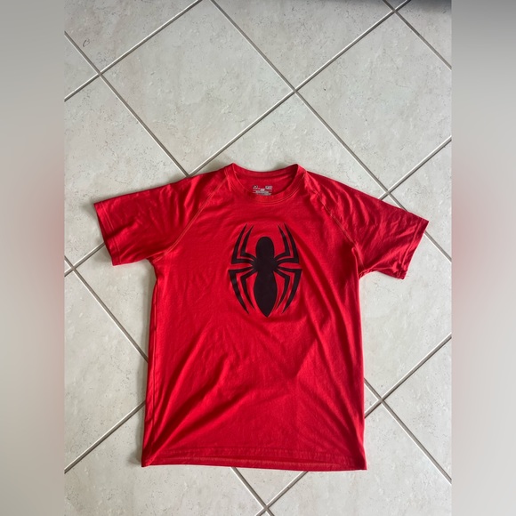 Men’s Under Armor Spider Man Shirt - Picture 2 of 4